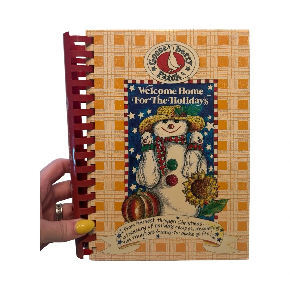 Gooseberry Patch Welcome Home For The Holidays Cookbook Spiral Bound 2007